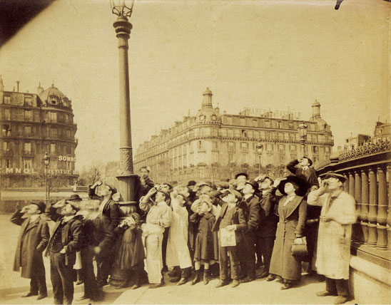 Jean-Eugène-Auguste Atget: „L’Eclipse – Avril 1912“