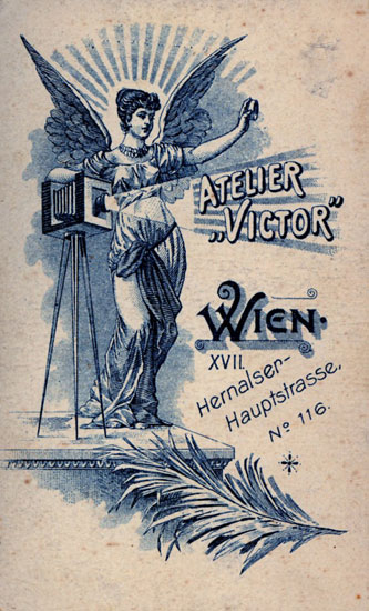 Untersatzkarton des Ateliers „Victor“ in Wien, um 1898