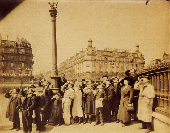 Jean-Eugène-Auguste Atget: „L’Eclipse – Avril 1912